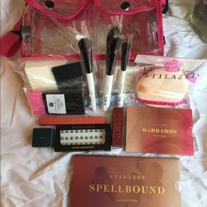 NWT Stilazzi Make-up Collection - Over $160 Value!